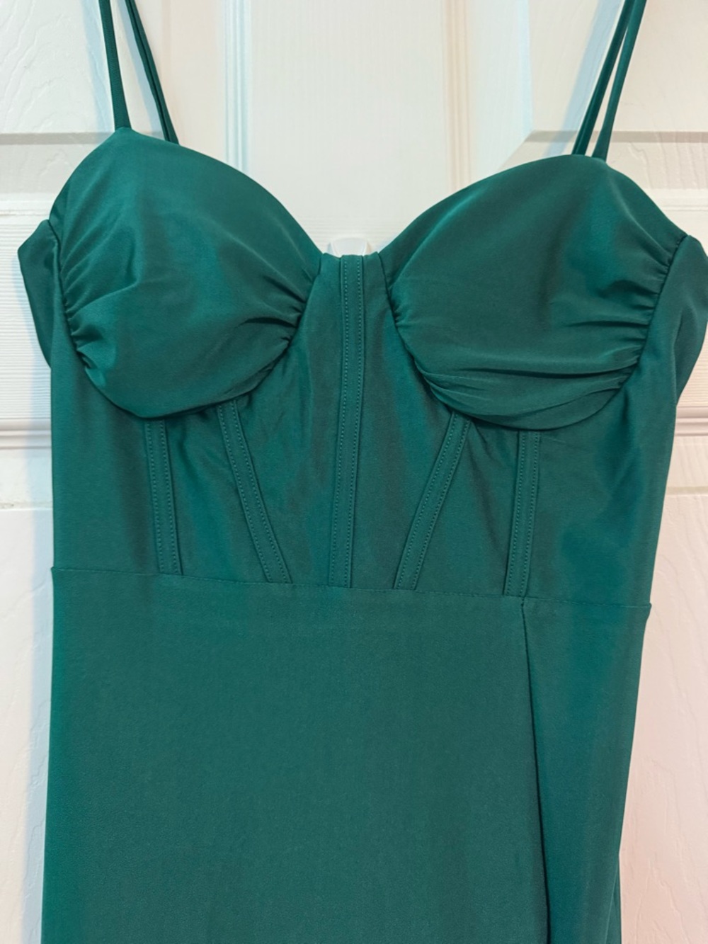 Emerald Green Spaghetti-Strap Prom Dress